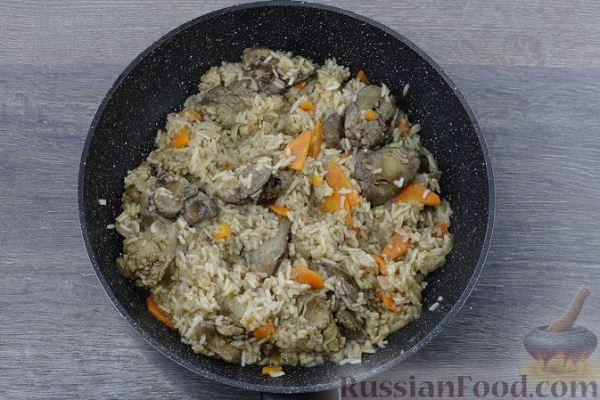 Рис с куриной печенью