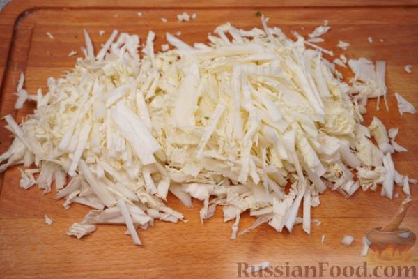 Суп с пекинской капустой и копченым мясом