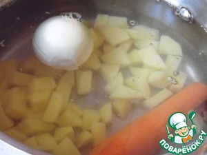 Картофельно-фасолевый суп с тунцом